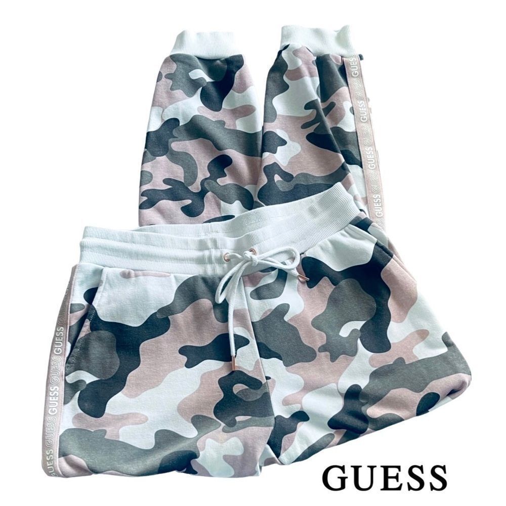 Guess Oaks Logo Tape Jogger Pant In Pink Camouflage